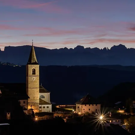 Reiterhof Edelweiss 3* San Genesio Atesino